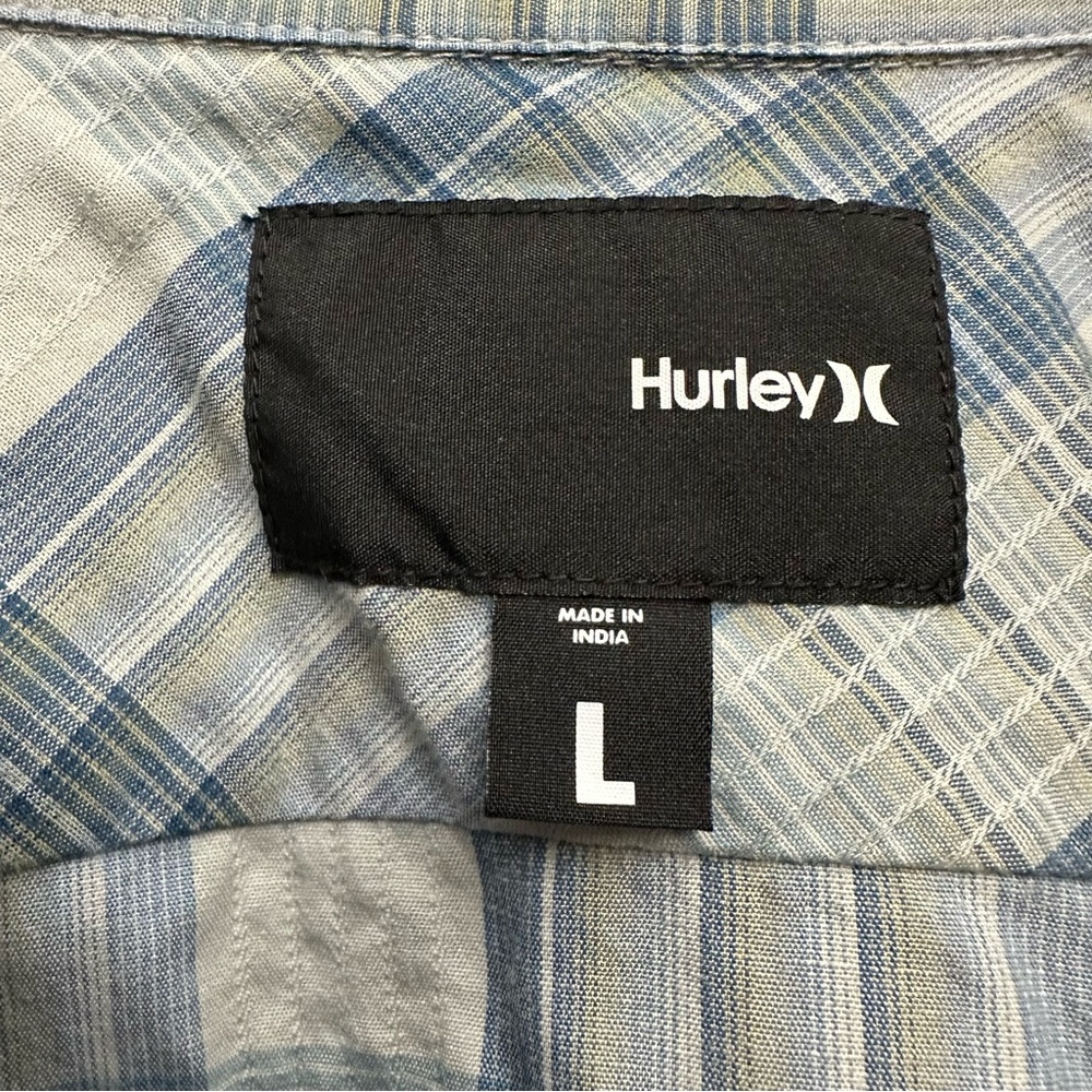 Hurley Short Sleeve Casual Button Down Shirt - Picture 2 of 5